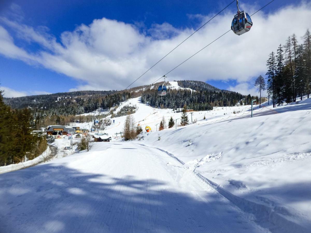 Mooki Mountain & Pool Gerlitzen Apartment Kanzelhohe Εξωτερικό φωτογραφία